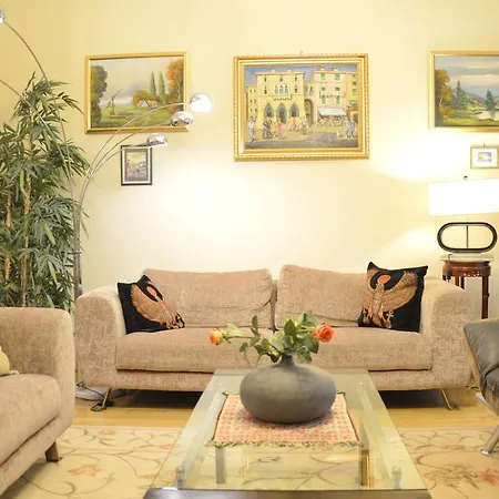 Apartment Classic Flat At Basilica