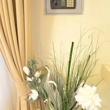 Classic Flat At Basilica