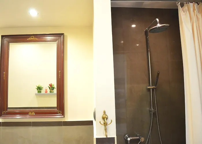 아파트 Classic Flat At Basilica *